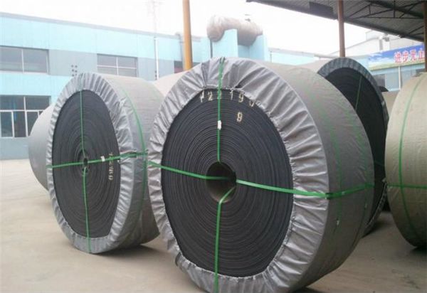 輸送帶廠家分析輸送帶接頭為什么會(huì)裂開